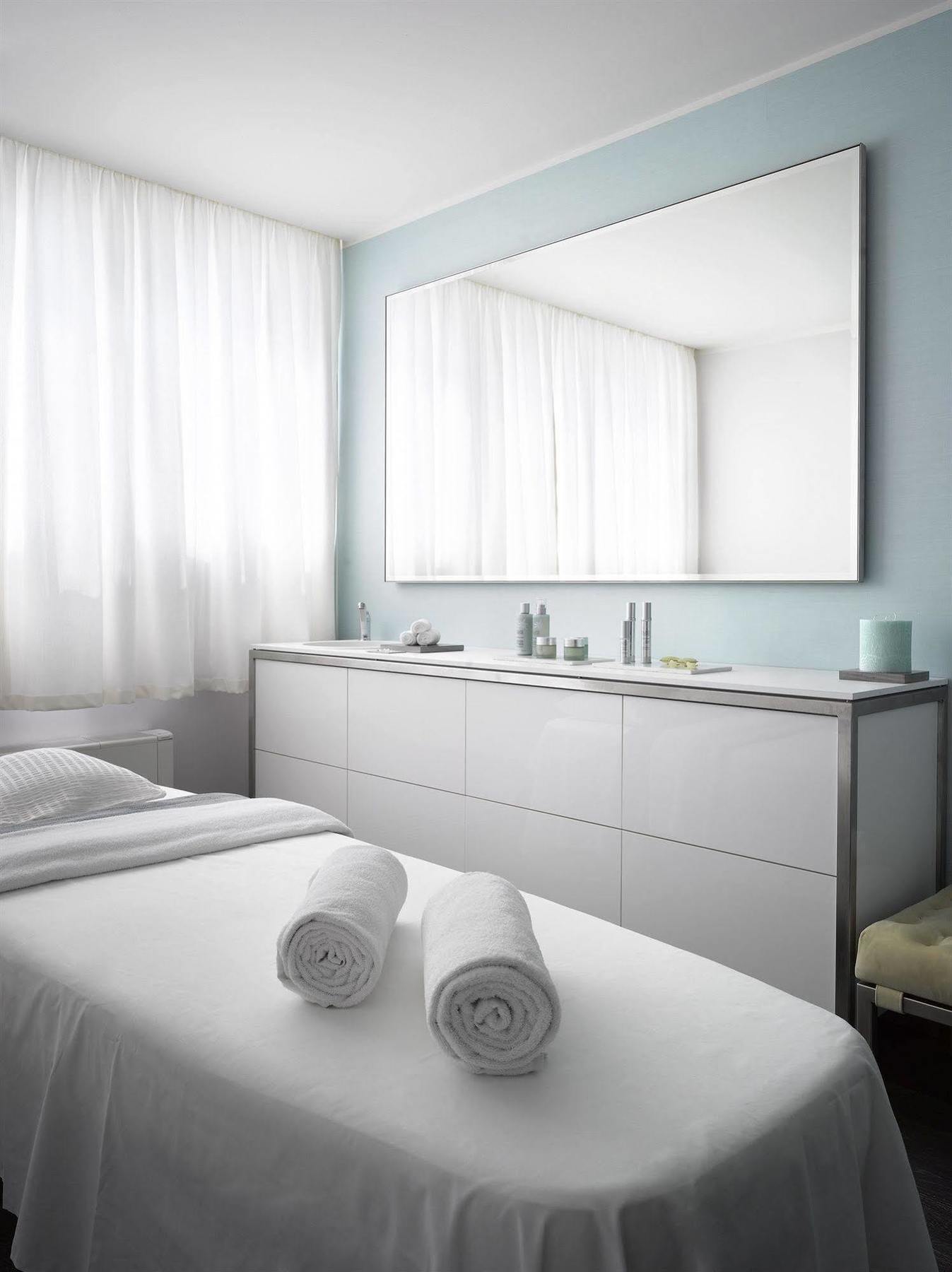 Old Town Square By Emblem Apart-hotel Praga